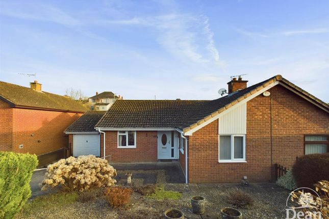 2 bedroom semi-detached bungalow for sale