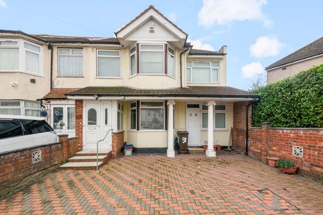 Francis Road, Hounslow 6 bed end of terrace house for sale