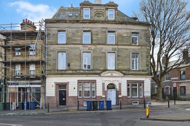 5 bed maisonette