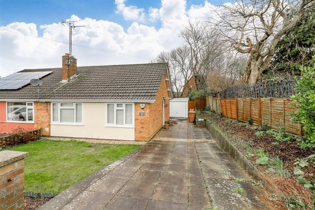 2 bedroom semi-detached bungalow for sale