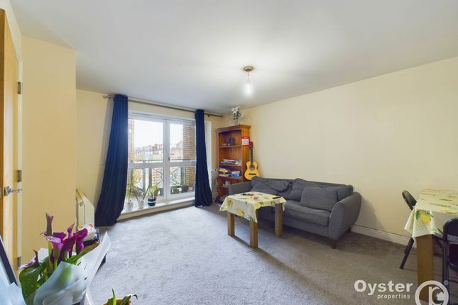 Cline Road, Gean Court Cline Road, N11 2 bed flat for sale