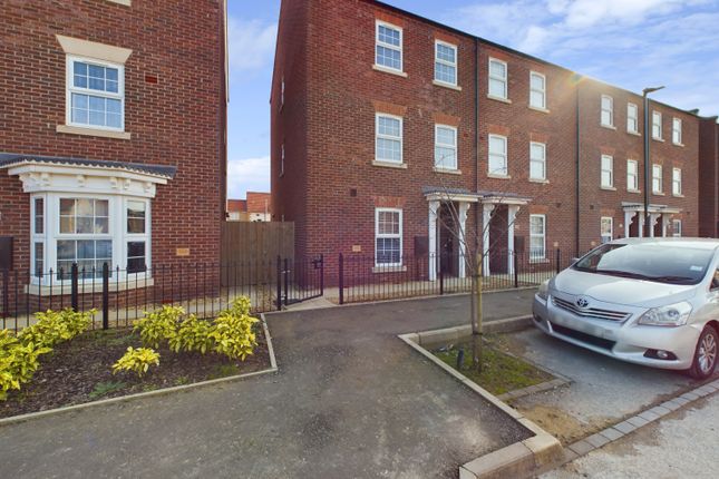 Circus Approach, Spalding... 3 bed townhouse for sale
