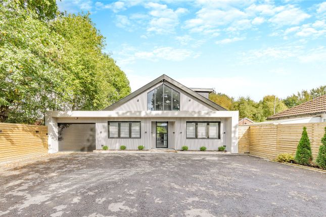 4 bed detached house