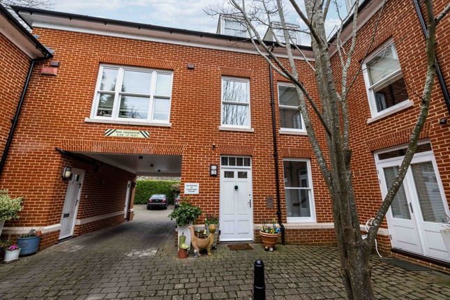 New Dover Road, Canterbury, CT1 1 bed flat for sale