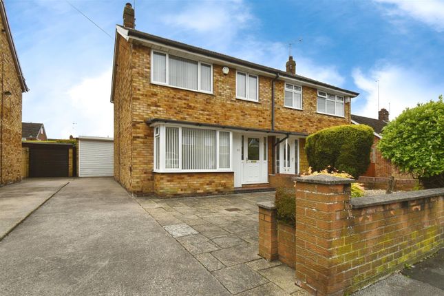 3 bedroom semi-detached house for sale