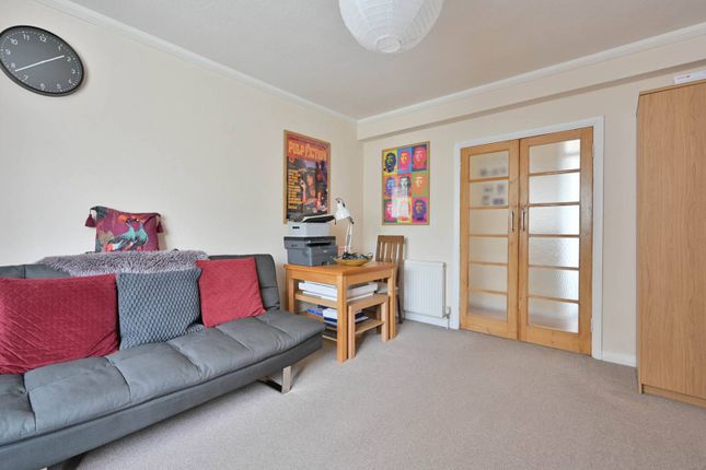Surbiton, Surbiton, KT6 1 bed flat for sale