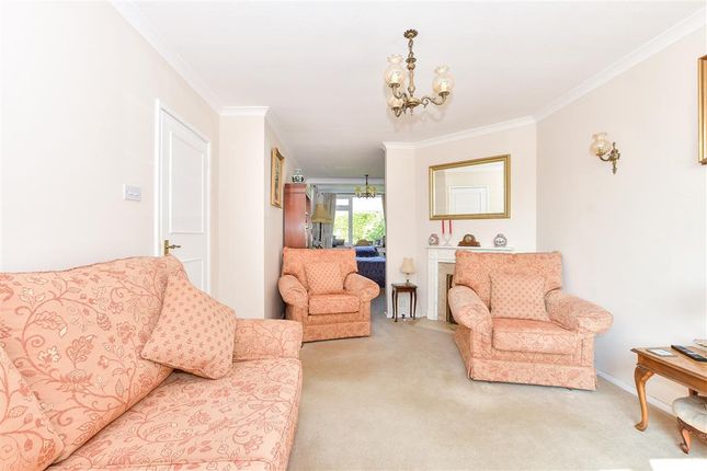 Sunte Avenue, Lindfield, Haywards... 4 bed semi