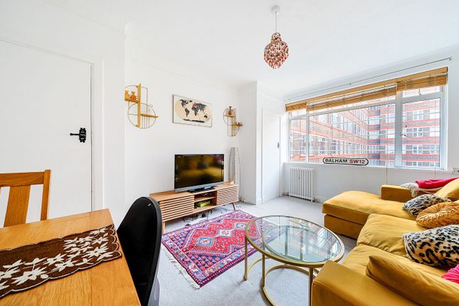 Balham High Road, Balham, London, SW17 1 bed flat for sale