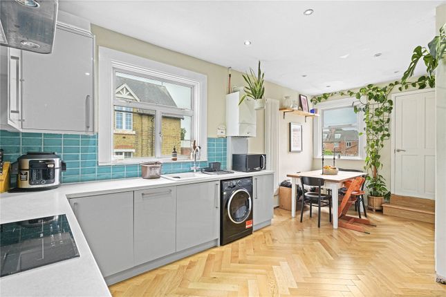 3 bed flat