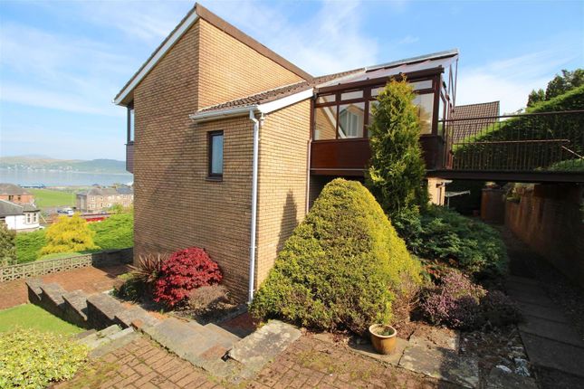 3 bed detached house