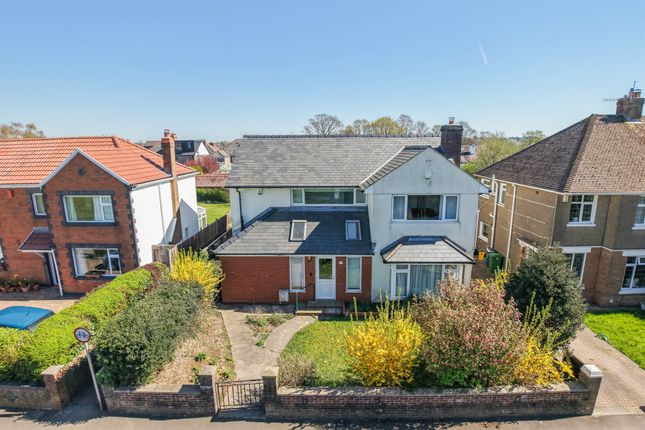 4 bed detached house