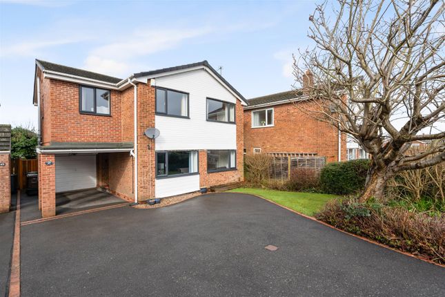 4 bed detached house