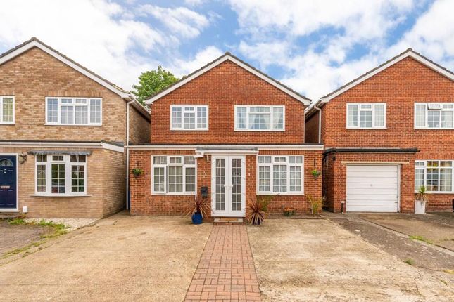 TOWN CENTRE FAMILY HOME, Maidenhead 4 bed detached house for sale