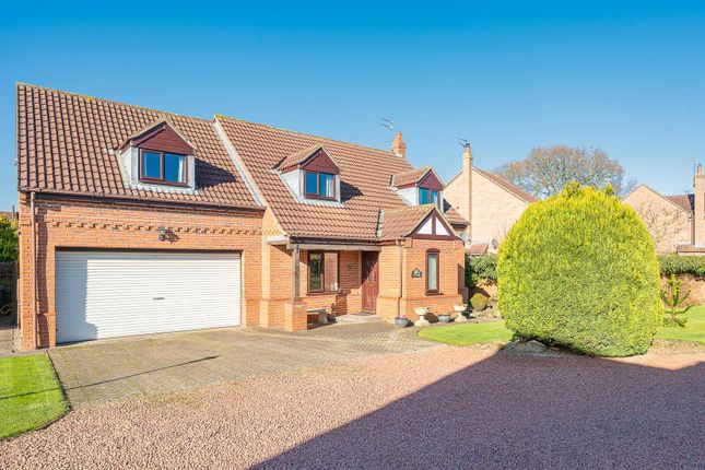 Kerver Lane, Dunnington, York YO19 5SL 4 bed detached house for sale