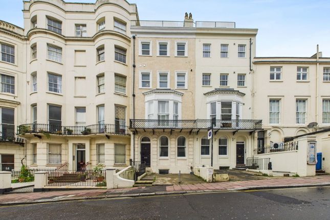 Montpelier Road, Brighton, BN1 2LQ 2 bed flat for sale