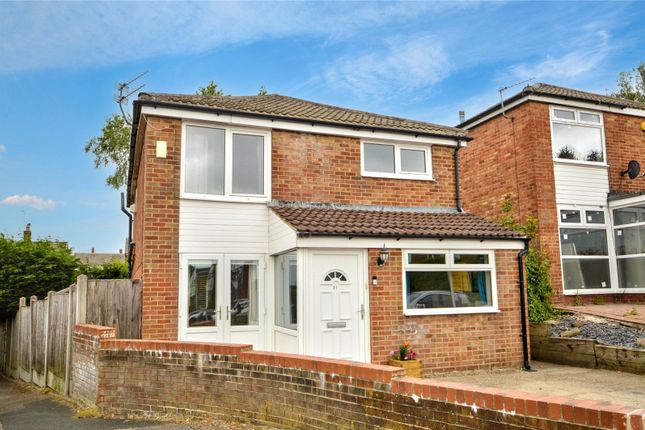 Dale Park Walk, Leeds 3 bed detached house for sale