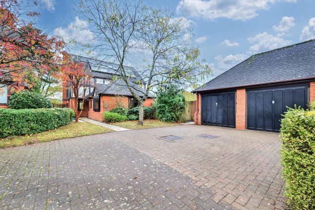 Butterworth Drive, Coventry 5 bed detached house for sale