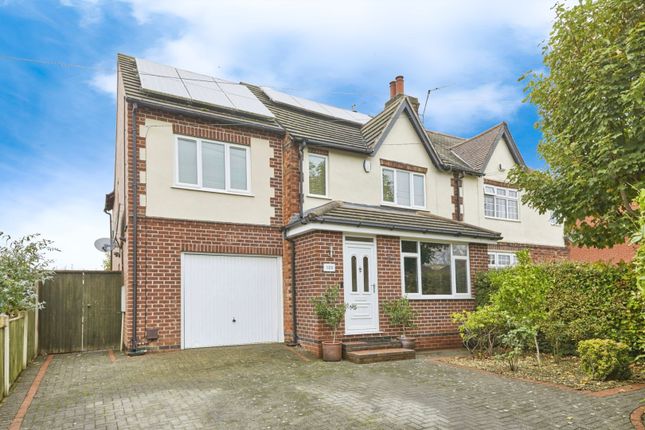 5 bedroom semi-detached house for sale