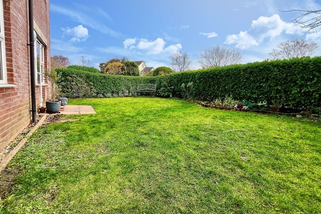 1 Dawkins Road, Poole BH15 2 bed flat for sale