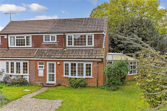 Hook Lane, Aldingbourne, Chichester... 3 bed semi