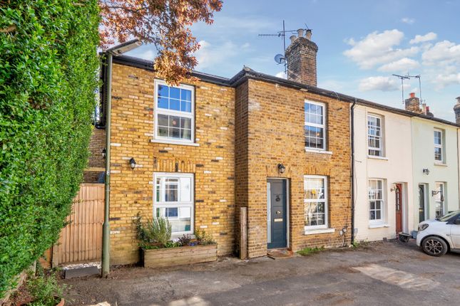 3 bed end terrace house