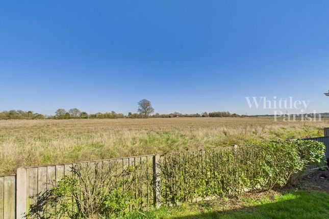 3 bed detached house
