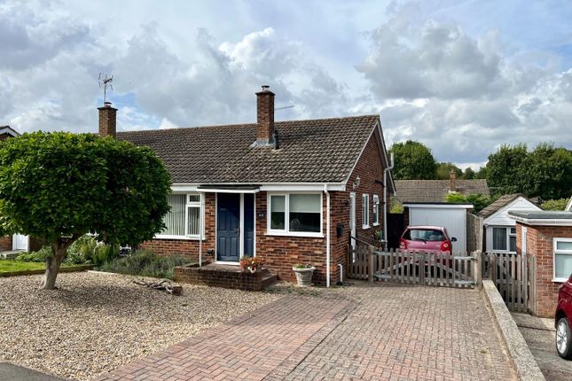 2 bedroom semi-detached bungalow for sale