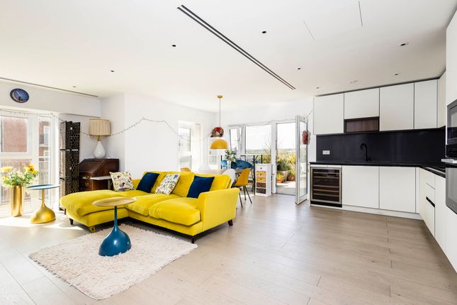 3 bed flat