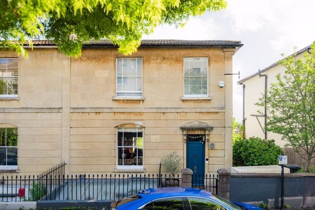 4 bedroom semi-detached house for sale