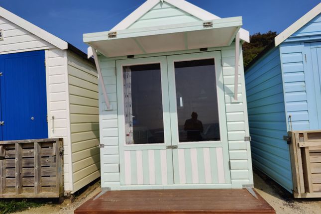 Friars Cliff Beach, Christchurch... Studio for sale