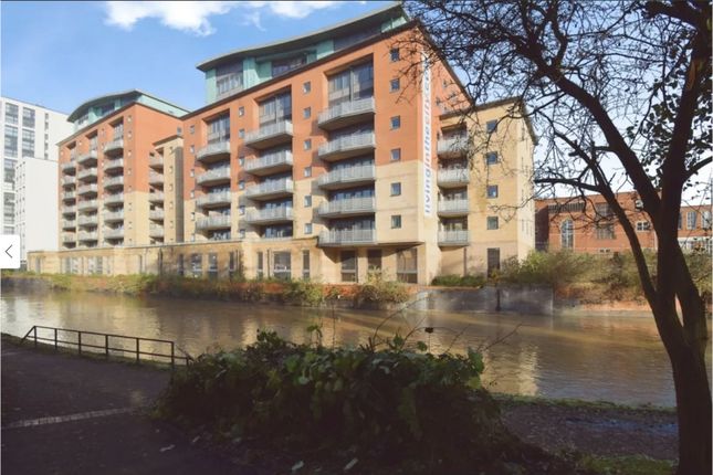 2 bed flat