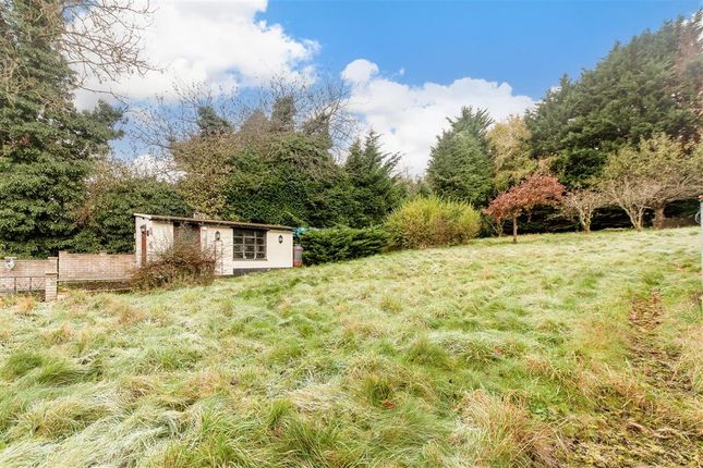 3 bed detached bungalow