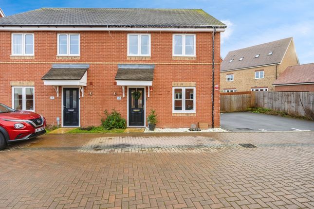 3 bed semi-detached house