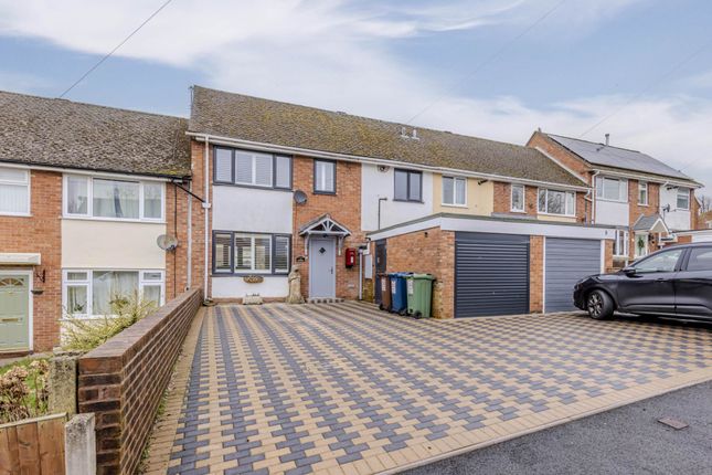 3 bedroom town house for sale