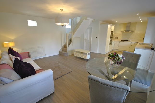 Sunderland Farm Close, Doncaster DN11 2 bed barn conversion for sale
