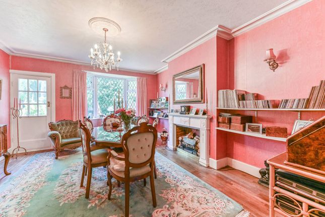 Rutland Gardens, East Croydon... 4 bed semi