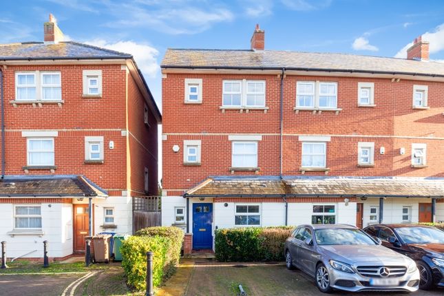 4 bedroom town house for sale