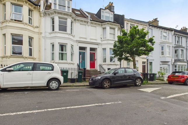Warleigh Road, Brighton, BN1 4NS 1 bed flat for sale