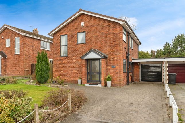 4 bed detached house