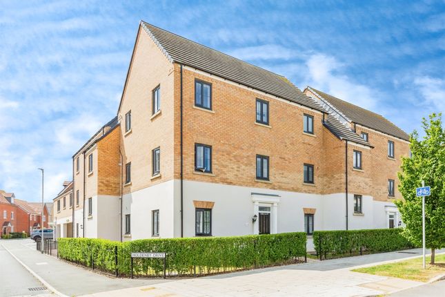 2 bedroom ground floor flat for sale