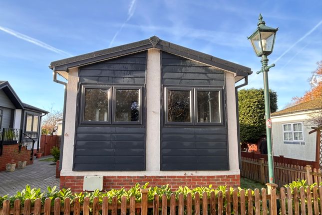 1 bed mobile/park home