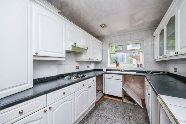 3 bed semi-detached house