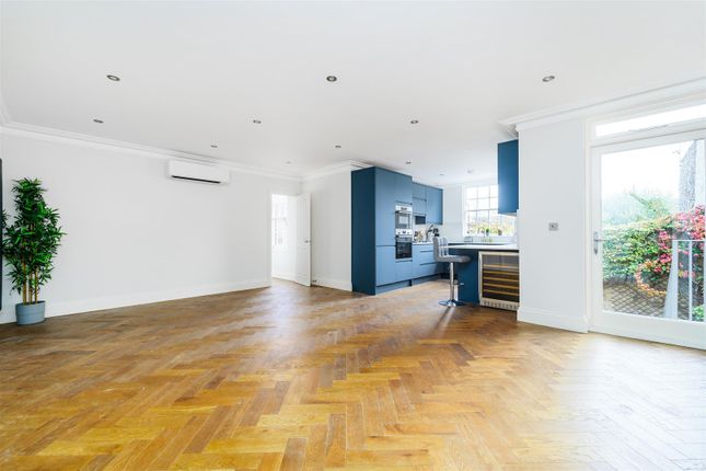 Rosebank Road, Hanwell, W7 2 bed flat for sale