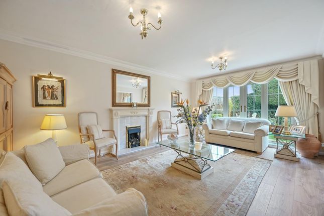 Leavesden Road, Stanmore 6 bed detached house for sale