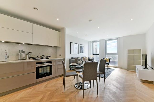 251 Southwark Bridge Road, London, SE1 1 bed apartment for sale