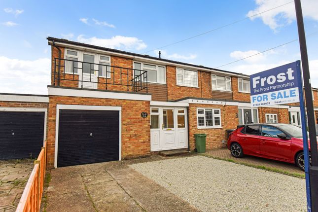 Warner Close, Cippenham, Berkshire, SL1 3 bed end of terrace house for sale