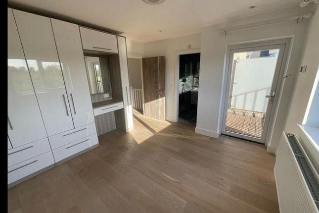 1 bed town house