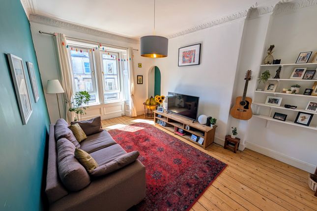 246/7 Gorgie Road, Edinburgh, EH11 2 bed flat for sale