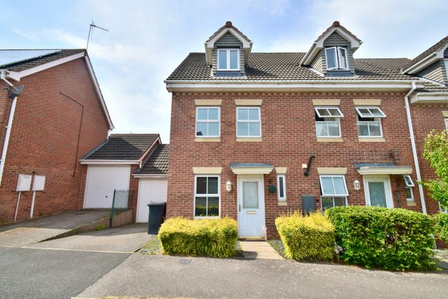 3 bedroom semi-detached house for sale