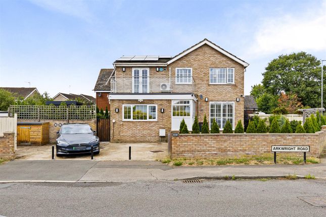4 bed detached house
